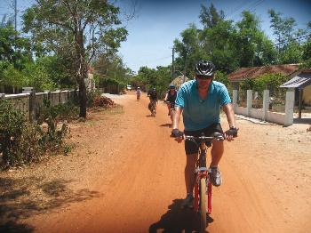 Cycling through Hoi An, Vietnam -  Photo: Asia DMC