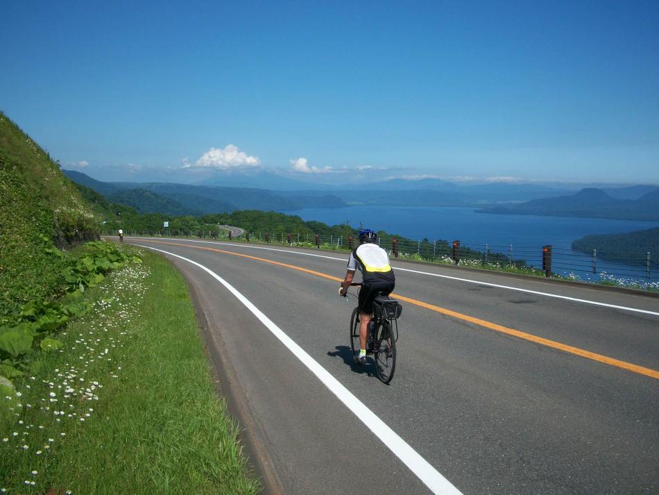 Cycling beautiful landscapes in Japan -  Photo: Adventure South
